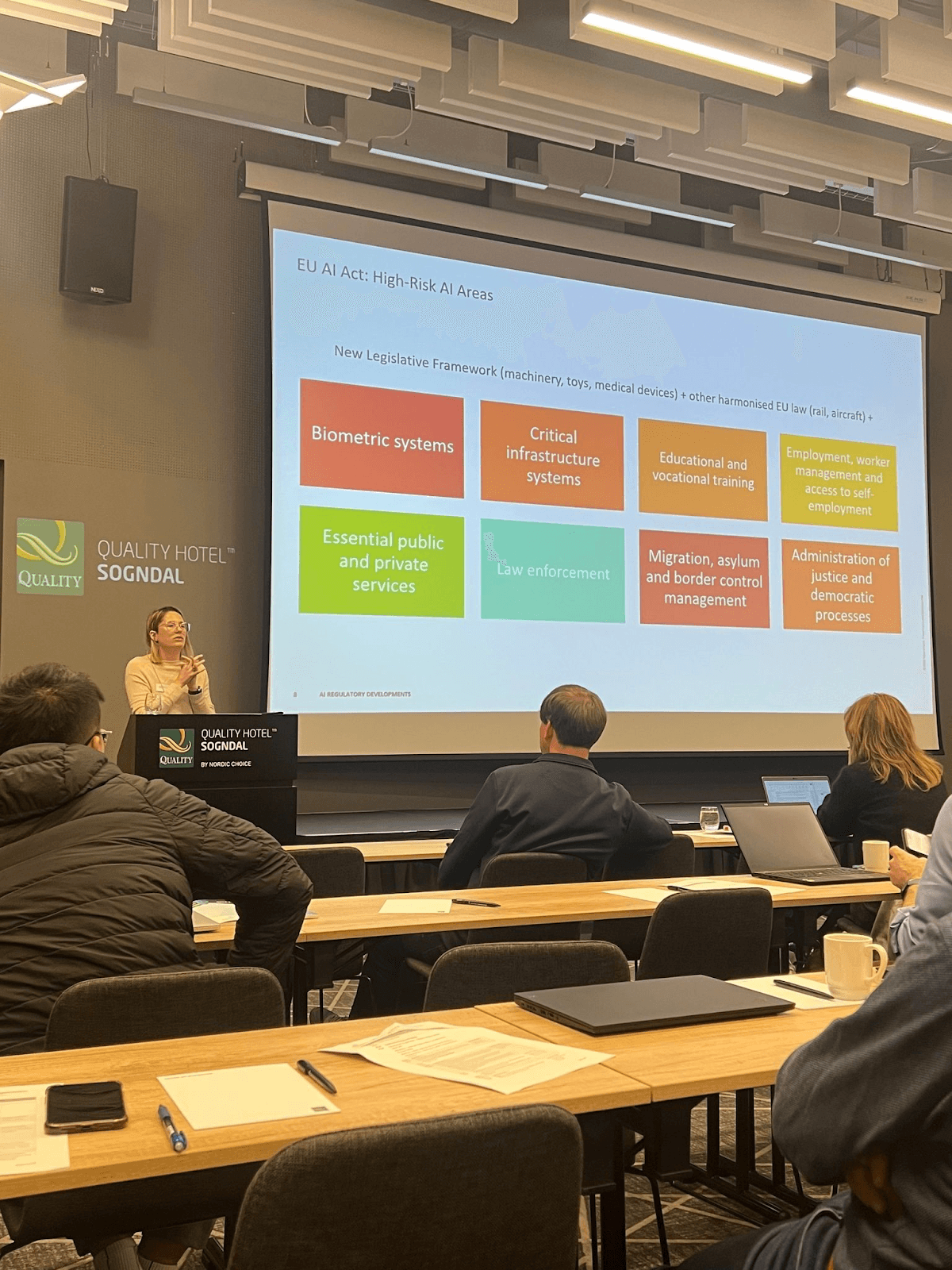 Illustrasjon til artikkelen «SAIDD - Symposium on AI, Data and Digitalization»